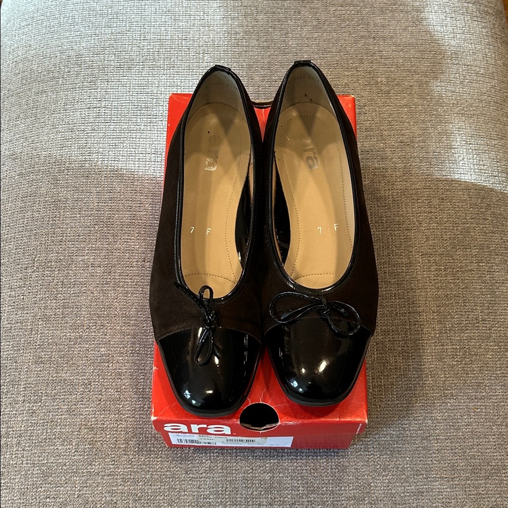 Ara Women's Black Patent and Brown Suede Loafers